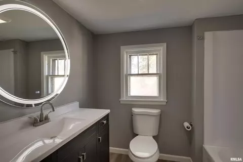 216 Smith St, Ursa, IL 62376 photo 8