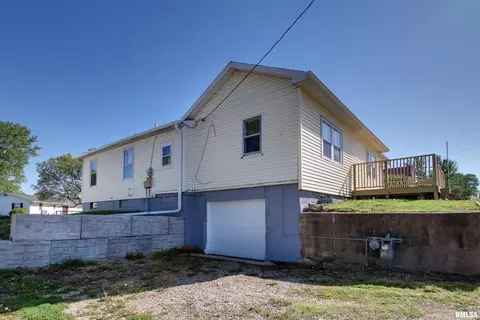 216 Smith St, Ursa, IL 62376 photo 15