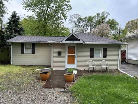 2413 S Holmes Ave, Springfield, IL 62704