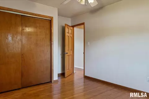 Bedroom - 3501 W Iles Ave, Springfield, IL 62711 photo 7 of 7