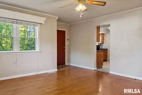 Living - 3501 W Iles Ave, Springfield, IL 62711 photo 3 of 4