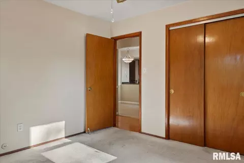 Bedroom - 3501 W Iles Ave, Springfield, IL 62711 photo 3 of 7