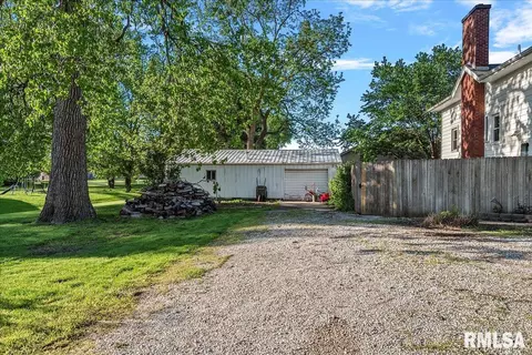 Exterior - 3501 W Iles Ave, Springfield, IL 62711 photo 8 of 10