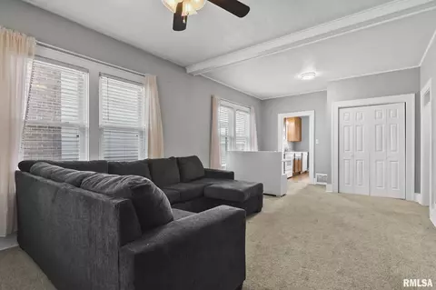 1901 S State St, Springfield, IL 62704 photo 3
