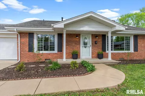 90 Andover Dr, Springfield, IL 62704 photo 3