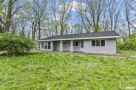 110 Sumner Ln, Springfield, IL 62707