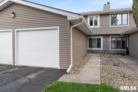100 Brookside Pl, Springfield, IL 62704