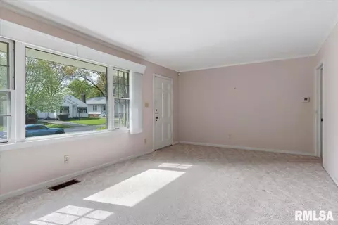 156 N Illinois, Springfield, IL 62702 photo 7