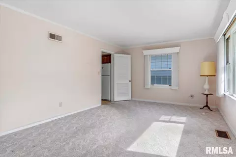 156 N Illinois, Springfield, IL 62702 photo 5