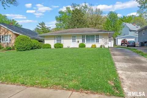 156 N Illinois, Springfield, IL 62702 photo 3