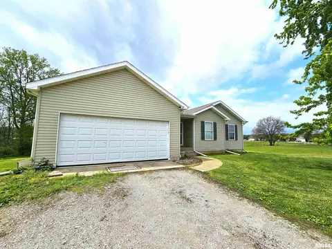 23394 Wagon Wheel Cir, Athens, IL 62613