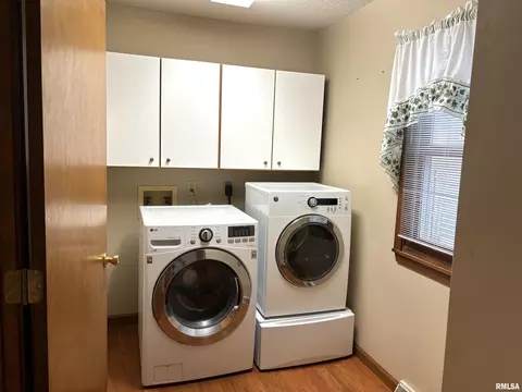 Other - 2613 Stratford Dr, Springfield, IL 62704 photo 3 of 3