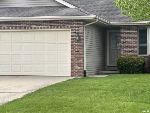 2807 Cronin Dr, Springfield, IL 62711