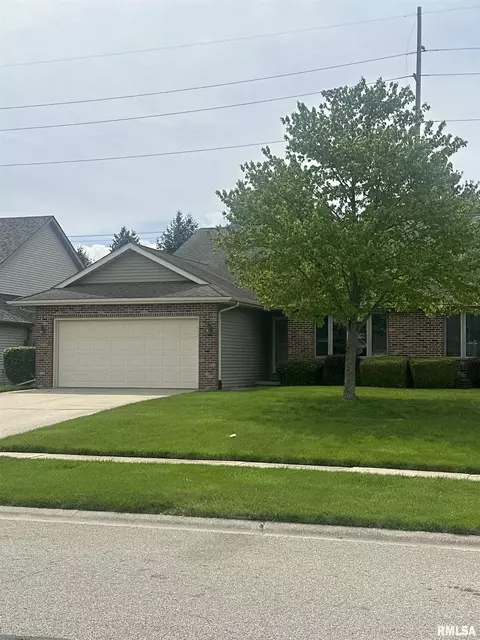 2807 Cronin Dr, Springfield, IL 62711 photo 2
