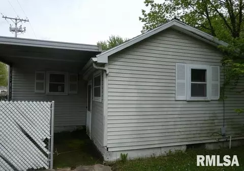 2103 S 17th St, Springfield, IL 62703 photo 14