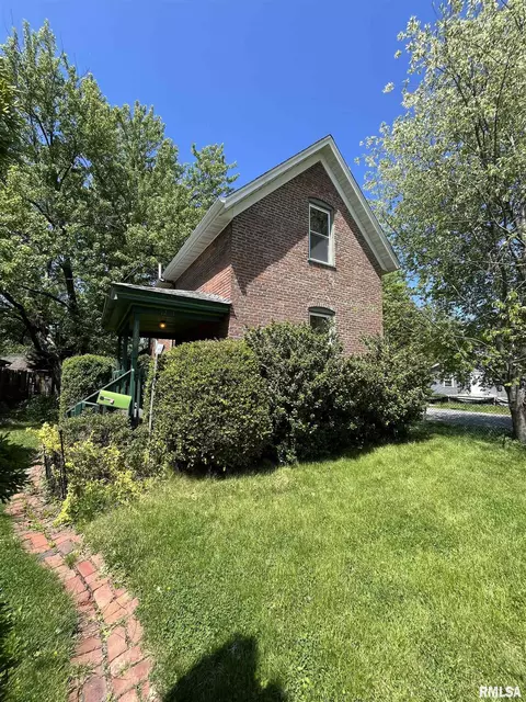 1251 Ledlie Ave, Springfield, IL 62702 photo 6