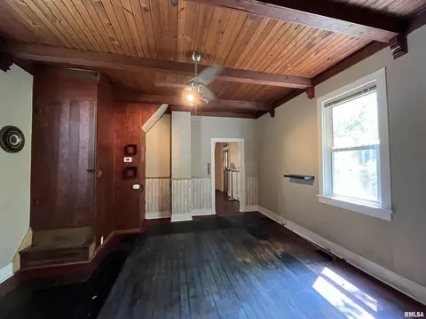 1251 Ledlie Ave, Springfield, IL 62702 photo 9