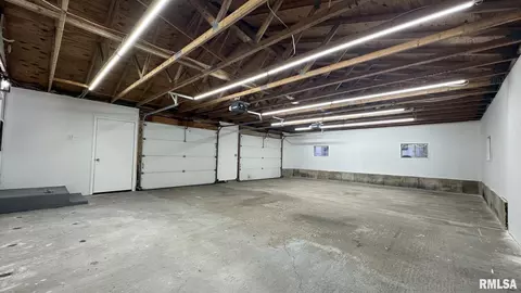 Other - 209 W Perkins St, Payson, IL 62360 photo 7 of 10