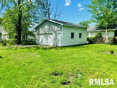 3017 Enos Ave, Springfield, IL 62702 photo 2