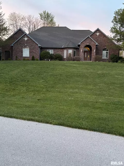 5125 Lookout Rdg, Quincy, IL 62305