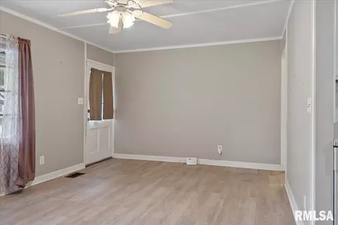 9 Reed Ct, Springfield, IL 62704 photo 5