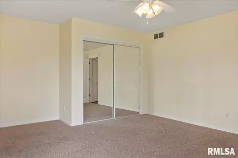 1 Oakwood Dr, Springfield, IL 62711 photo 22