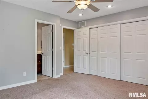1 Oakwood Dr, Springfield, IL 62711 photo 18