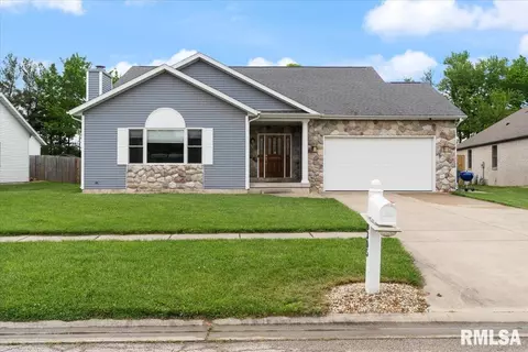 8305 Iron Horse Ln, Springfield, IL 62712