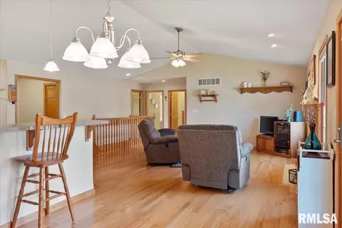 2929 Laxford Dr, Springfield, IL 62712 photo 11