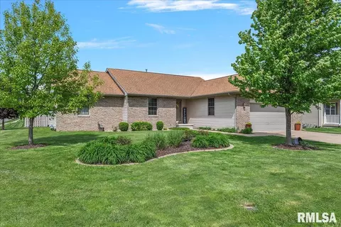 2929 Laxford Dr, Springfield, IL 62712