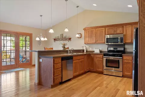 2929 Laxford Dr, Springfield, IL 62712 photo 13