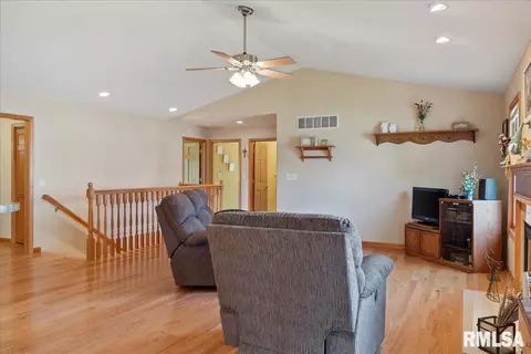 2929 Laxford Dr, Springfield, IL 62712 photo 9