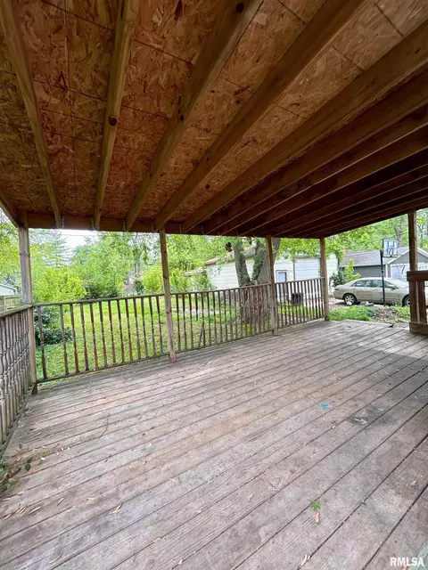 Exterior - 2118 E Buchanan St, Springfield, IL 62703 photo 1 of 1