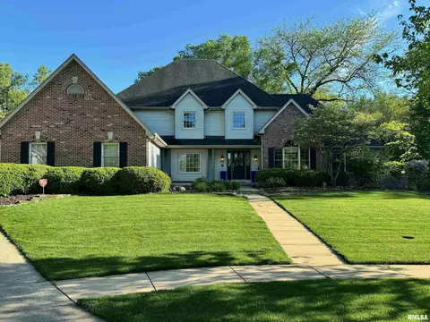 4032 Eagle Wing Rd, Springfield, IL 62711