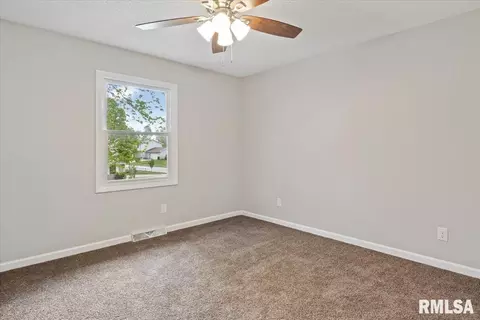 2409 Mayfair Rd, Springfield, IL 62703 photo 17