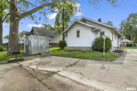 2120 N 8th St, Springfield, IL 62702 photo 28