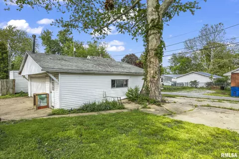2120 N 8th St, Springfield, IL 62702 photo 30