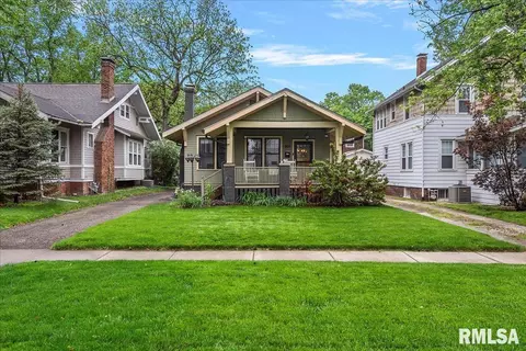925 S Walnut St, Springfield, IL 62704