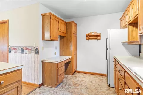 Kitchen - 6304 Kate Ct, Springfield, IL 62712 photo 3 of 3