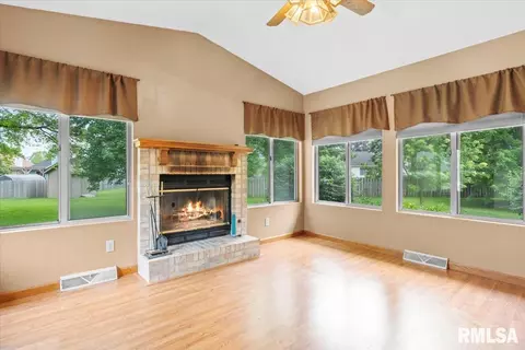 Other - 6304 Kate Ct, Springfield, IL 62712 photo 4 of 7