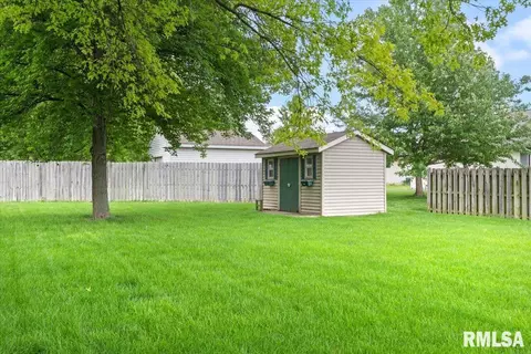 Exterior - 6304 Kate Ct, Springfield, IL 62712 photo 8 of 8