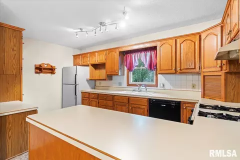 Kitchen - 6304 Kate Ct, Springfield, IL 62712 photo 1 of 3