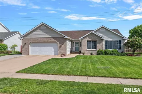 3725 Bluestem Ct, Springfield, IL 62712
