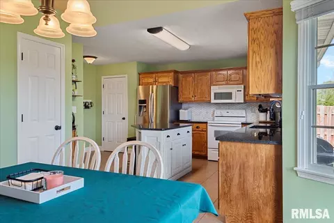 3725 Bluestem Ct, Springfield, IL 62712 photo 10