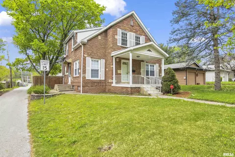 123 N Douglas Ave, Springfield, IL 62702