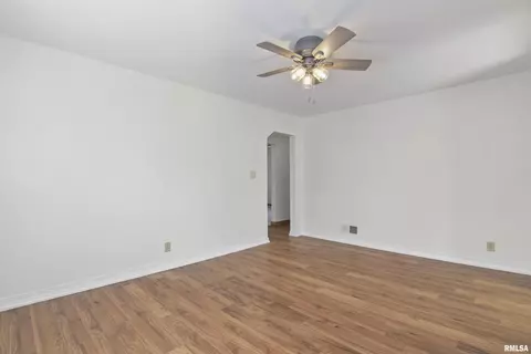 123 N Douglas Ave, Springfield, IL 62702 photo 7