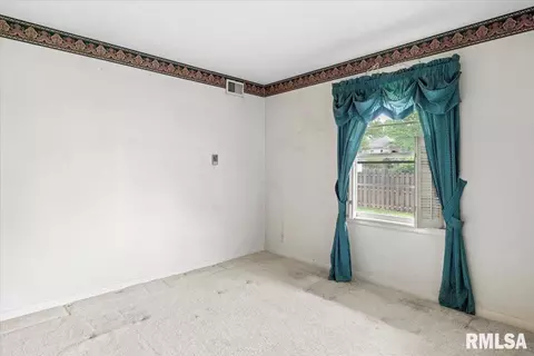 1520 N 3rd St, Springfield, IL 62702 photo 23