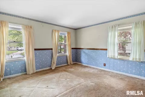 1520 N 3rd St, Springfield, IL 62702 photo 17