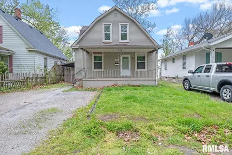 1040 W Calhoun Ave, Springfield, IL 62702 photo 2
