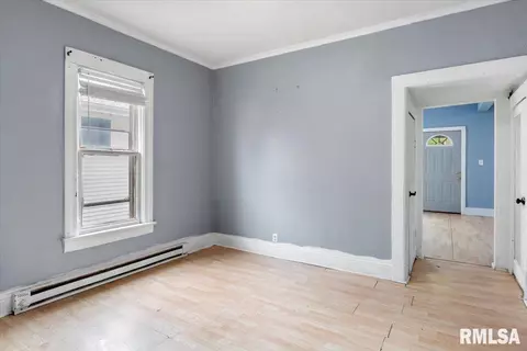 1040 W Calhoun Ave, Springfield, IL 62702 photo 13